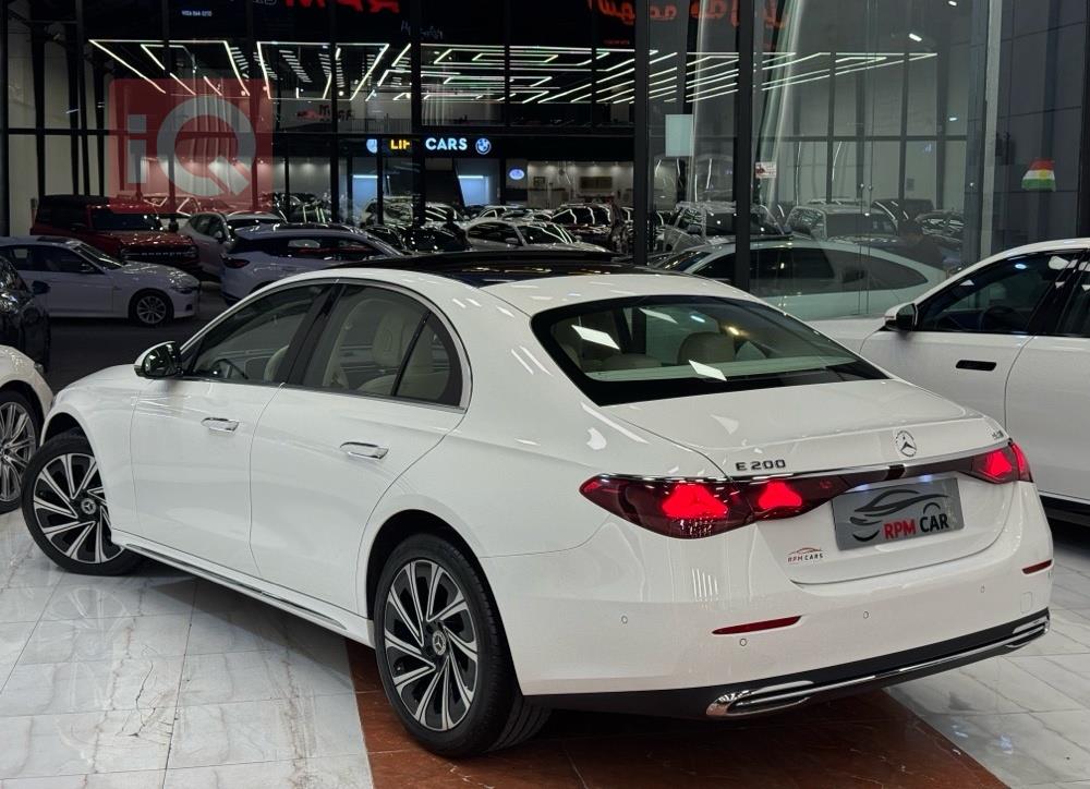 مرسيدس بنز E-Class